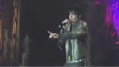 Adam Lambert - Black or White