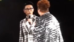 草蜢,Mario - 肥妈红馆骚孖草蜢合唱'将冰山劈开'陆浩明想与契妈30年后食住开骚