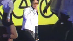 G-Dragon(BigBang),BigBang - Crooked