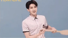 吴世勋(EXO),EXO - 世勋微笑合集