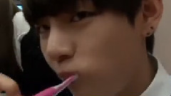 防弹少年团,V(防弹少年团),田柾国(防弹少年团),JIMIN(防弹少年团),J-HOPE(防弹少年团) - 刷牙歌 防弹少年团.ver