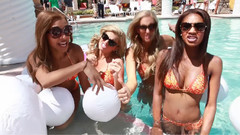 音乐短片 - Call Me Maybe