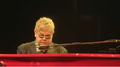 Elton John - Levon