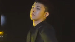 G-Dragon(BigBang),BigBang - BADBOY