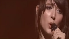 Leah Dizon - 悲しみと笑顔の中で