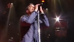 Robbie Williams - Feel