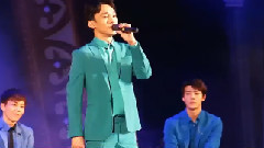 Chen(EXO),EXO - '樱花'二行诗