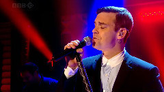 Robbie Williams - Feel