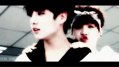 SUGA(防弹少年团),防弹少年团 - DOLLHOUSE