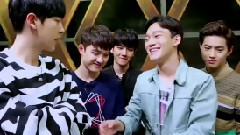 EXO - Fantastic Duo 摄影机