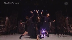 Perfume - 麻烦替换http:/v.yinyuetai.com/video/2542231