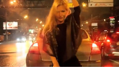 舞蹈视频 - Танец в пробке n
