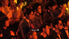 EXO - EXO观看安七炫表演