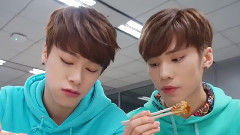 Astro(韩国) - ASTRO PLAY 待机室吃放