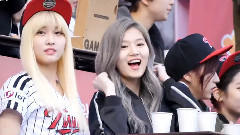 TWICE - 蚕室棒球场活动 看台