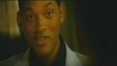 影视原声 - 电影<全民超人汉考克>精彩片段1