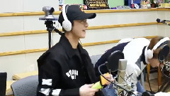 亨源(MONSTA X),基显(MONSTA X),MONSTA X,CLC - Kiss The Radio Cut