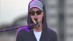 Justin Bieber - Fox FM's Hit The Roof