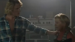 影视原声 - 一周精彩视频串烧 电影<冲浪兄弟>萨姆.沃辛顿拯救脱轨兄弟3