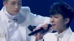 华语群星 - <燃烧吧少年>第七期 我们的故事(live)白队cut