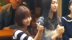 金世正(gugudan),金度延(Weki Meki),郑采妍,姜美娜(I.O.I),俞延静 - I.O.I 上岩咖啡分享活动