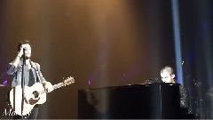 Nick Jonas,Thomas Rhett - Chainsaw