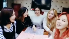 YERI(Red Velvet),JOY(Red Velvet),WENDY(Red Velvet),IRENE(Red Velvet),Red Velvet - V APP Interview Cut