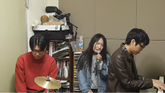 Acoustic Live
