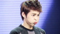 XIUMIN(EXO) - 三胞胎之歌