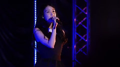 IU - 星期五见面