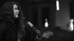 欧美群星 - Two Feet Off The Ground(Acoustic)