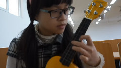 音乐短片 - 暖暖尤克里里弹唱