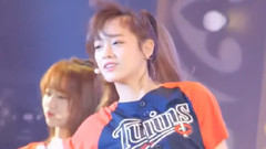 I.O.I,金世正(gugudan) - 臀部
