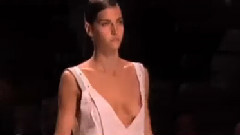 Fashion Show - Prada Spring Summer 2006