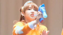 宇宙少女 - She is so freaking cute