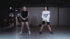舞蹈视频 - I Took A Pill In Ibiza