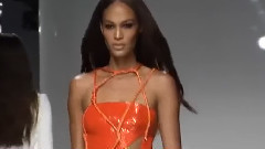 音乐短片,Fashion Show - Fashion Information Atelier Versace SS16 Show