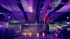 音乐短片 - Любовь Кадочкина 钢管舞