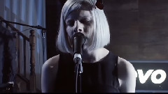 Aurora - Lucky