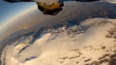 音乐短片 - 滑翔衣飞行表演