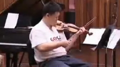 音乐短片 - 在密密的森林里(游击队之歌)