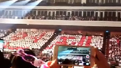 少女时代 - ITNW 成员们想再看粉丝排字觉得感动
