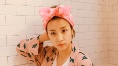 孙娜恩(Apink),朴初珑(Apink),Apink - 娜恩&初珑 画报拍摄花絮