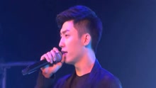 黄景瑜 - 漂洋过海来看你 现场版