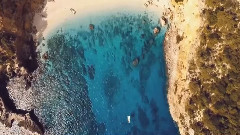 音乐短片 - The Sea Of Blue And Flawless