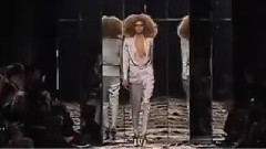 Fashion Show - Yves Saint Laurent Spring Summer 2004