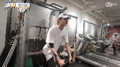 女高中生取向狙击,腹肌公开