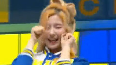 TWICE - Touchtown & Cheer Up