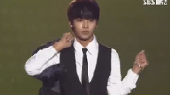 N(VIXX),VIXX - 舞台上的克里斯马 跪舔~