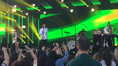 Joe Jonas,DNCE - DNCE Performing